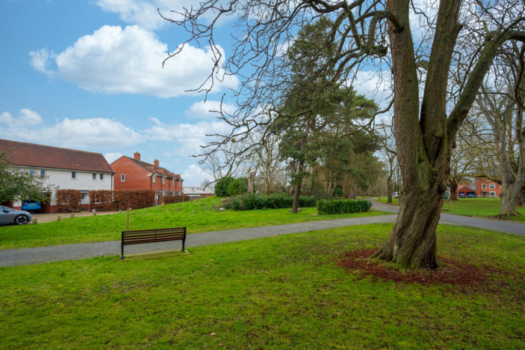 Additional image 23 of Willow Crescent, Colchester, CO4