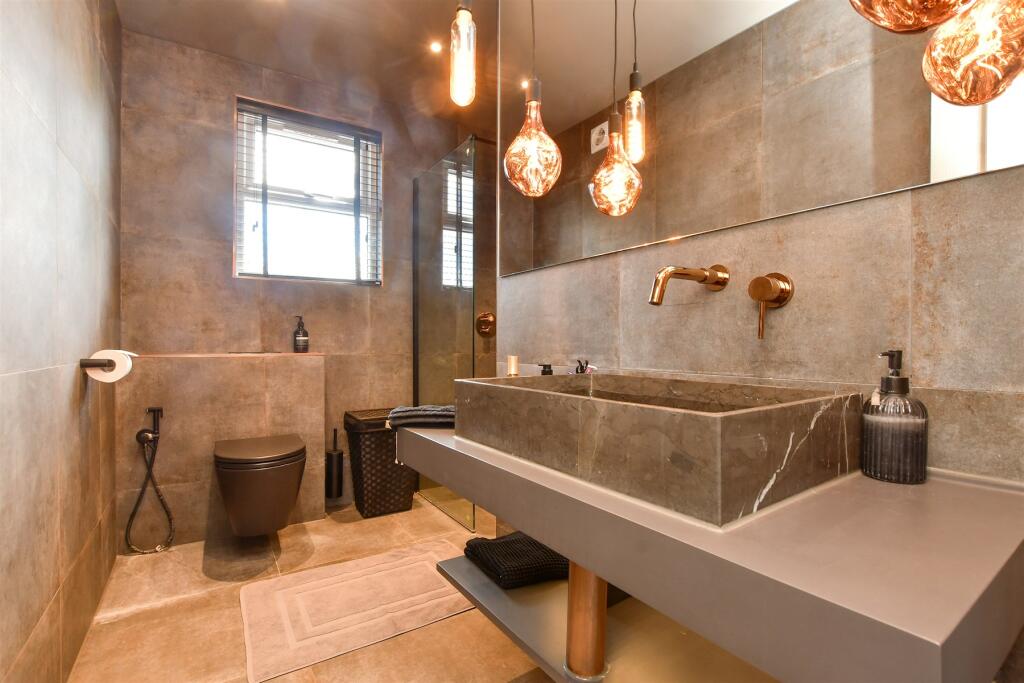 Additional image 12 of Cheyne Walk, Croydon, Surrey