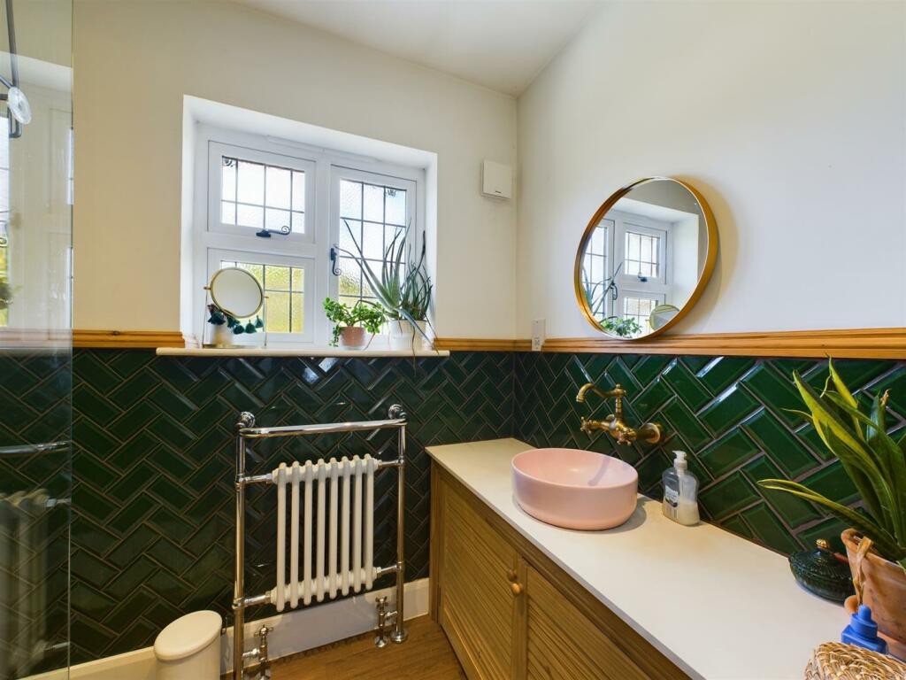 Additional image 21 of Lackford Road, Chipstead, Coulsdon