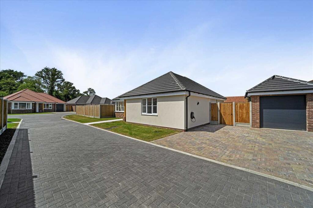 Additional image 13 of Luxury Bungalow Weavers Close, Brightlingsea