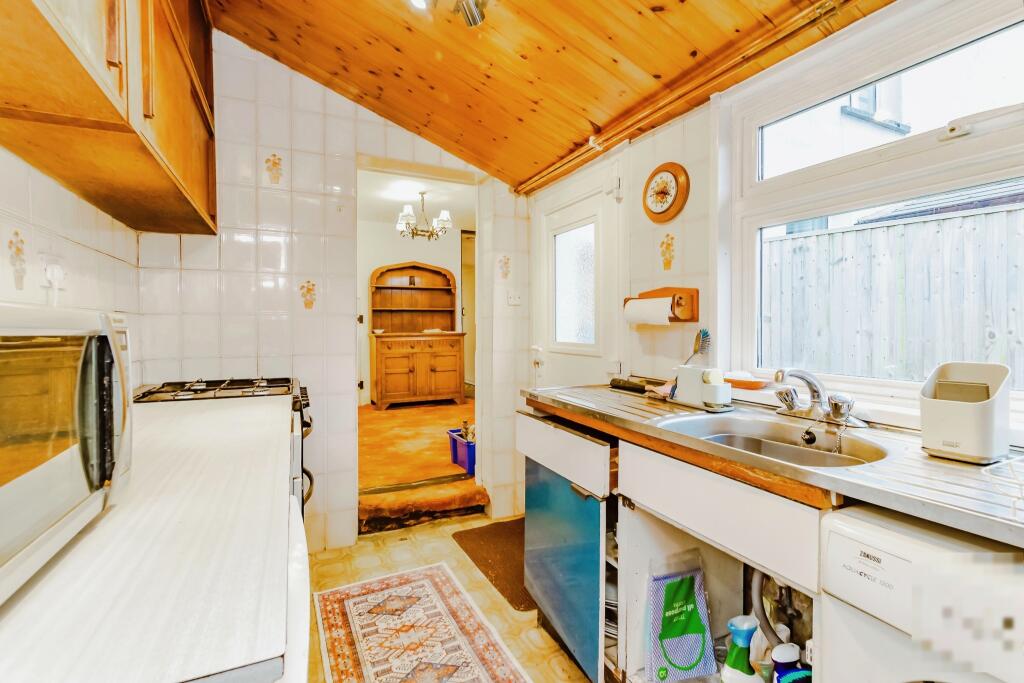 Additional image 6 of Buxton Lane, Caterham, Surrey, CR3