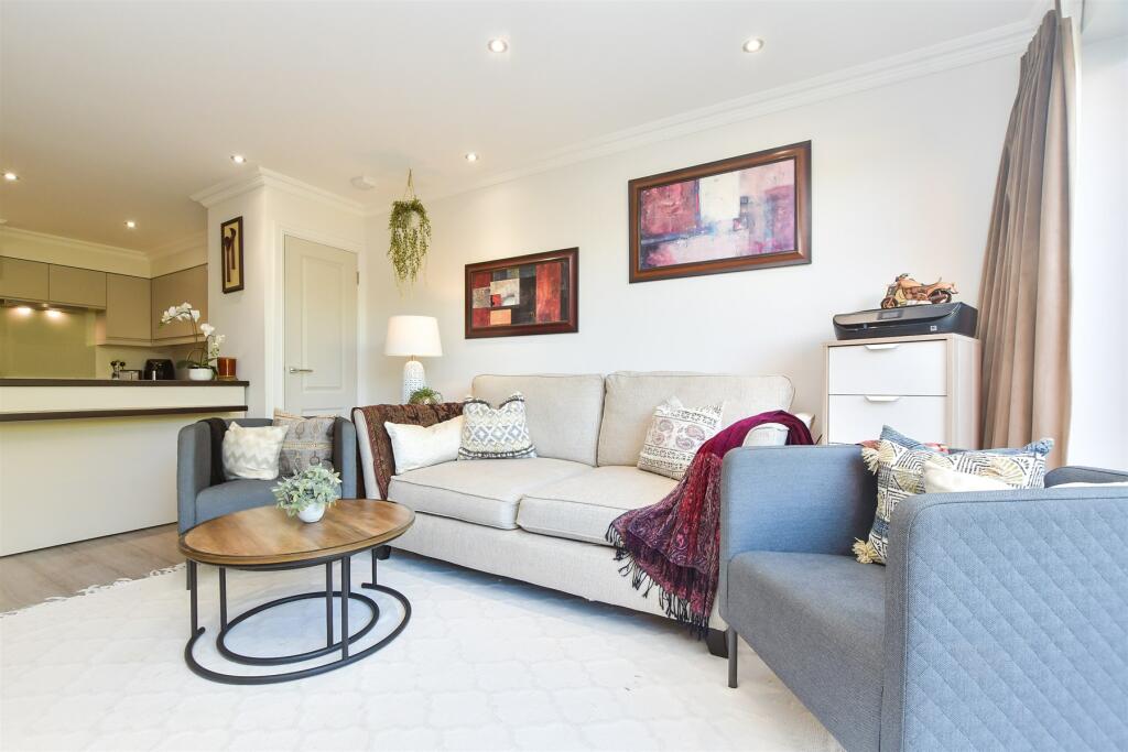 Additional image 5 of Station Approach, Whyteleafe, Surrey