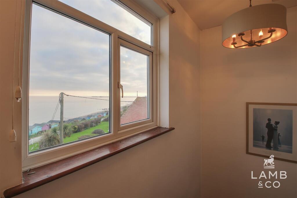 Additional image 24 of Cliff Parade, Walton On The Naze