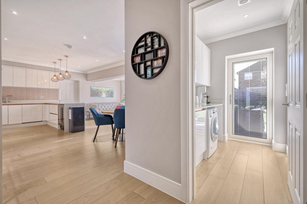 Additional image 14 of Little Ridings Lane, Ingatestone, CM4