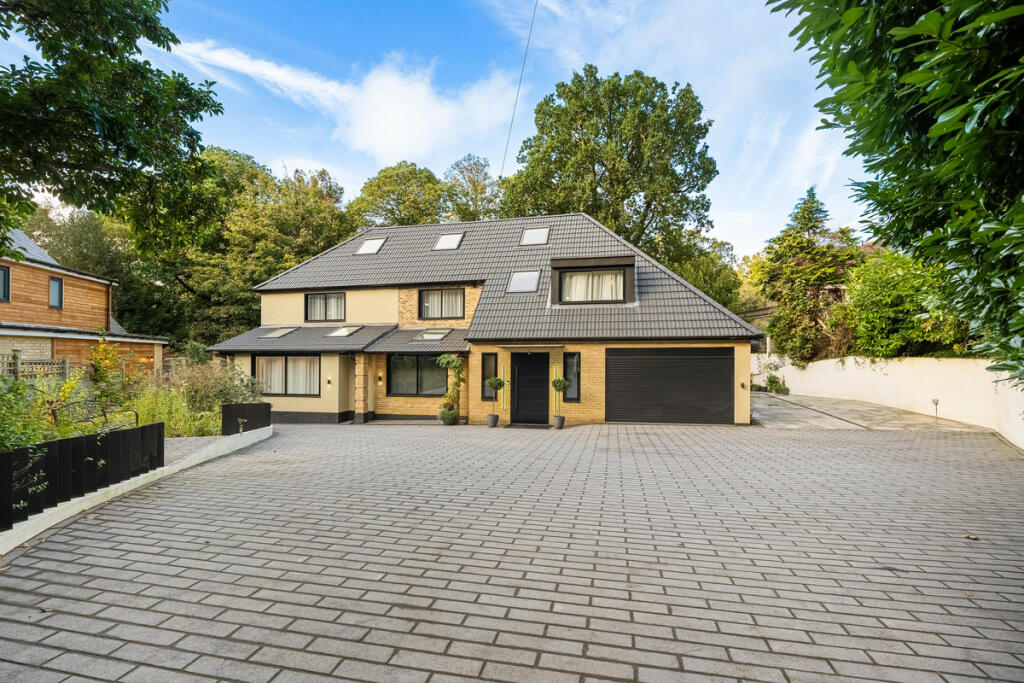 Additional image 34 of Pine Coombe, Shirley, CR0