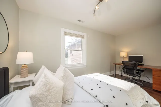 Additional image 37 of 67 Rykert Cres