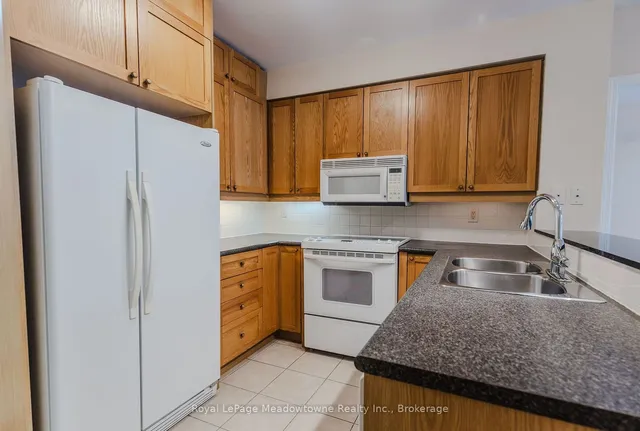 Additional image 8 of 1801 Bayview Ave Unit 511