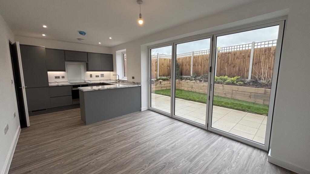 Additional image 19 of Oakview Walk, Harlow, Essex, CM18