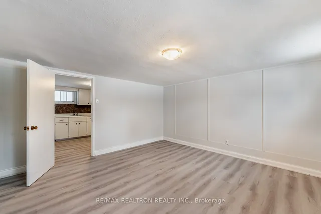 Additional image 27 of 41 Prince Charles Dr