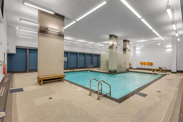 Additional image 30 of 725 King St Unit 213