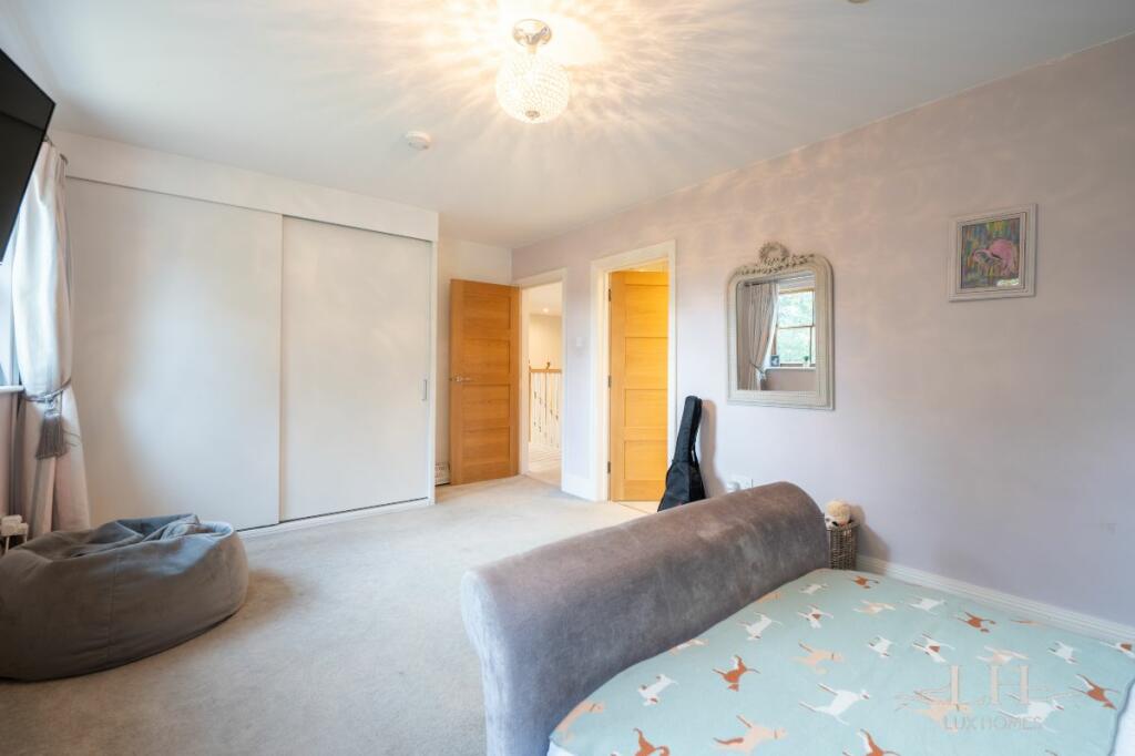 Additional image 25 of Coxtie Green Road, Brentwood