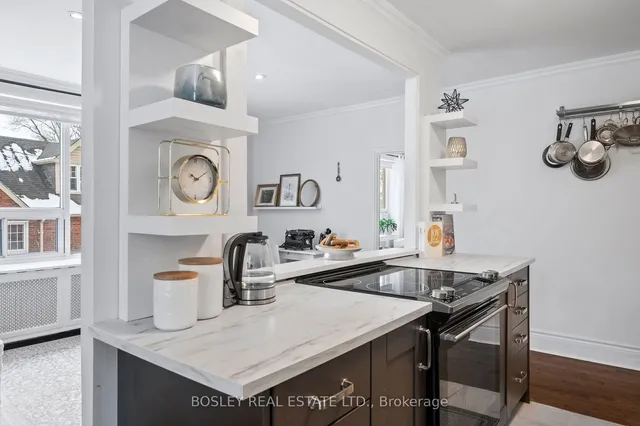 Additional image 4 of 2550 Bathurst St Unit 206