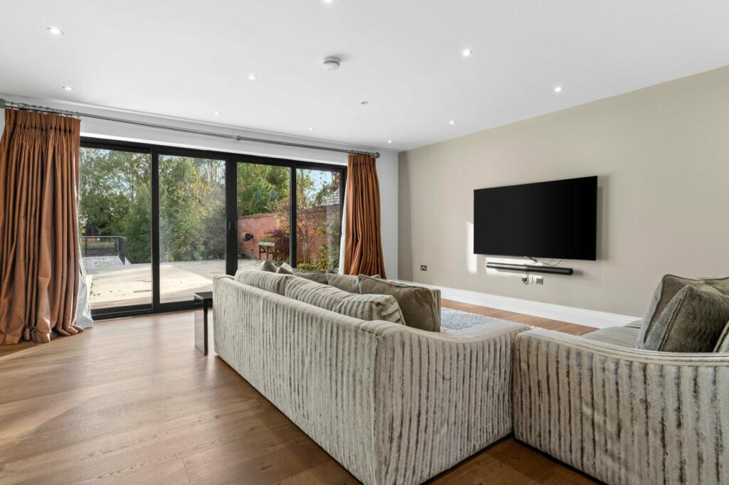 Additional image 7 of Dane O'Coys Road, Bishop's Stortford, Hertfordshire, CM23