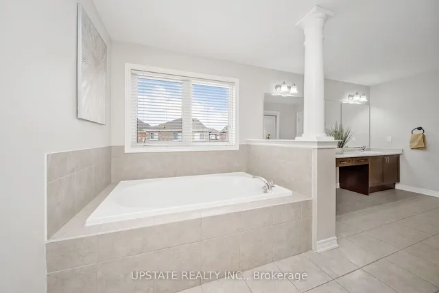 Additional image 31 of 32 Lauderhill Rd