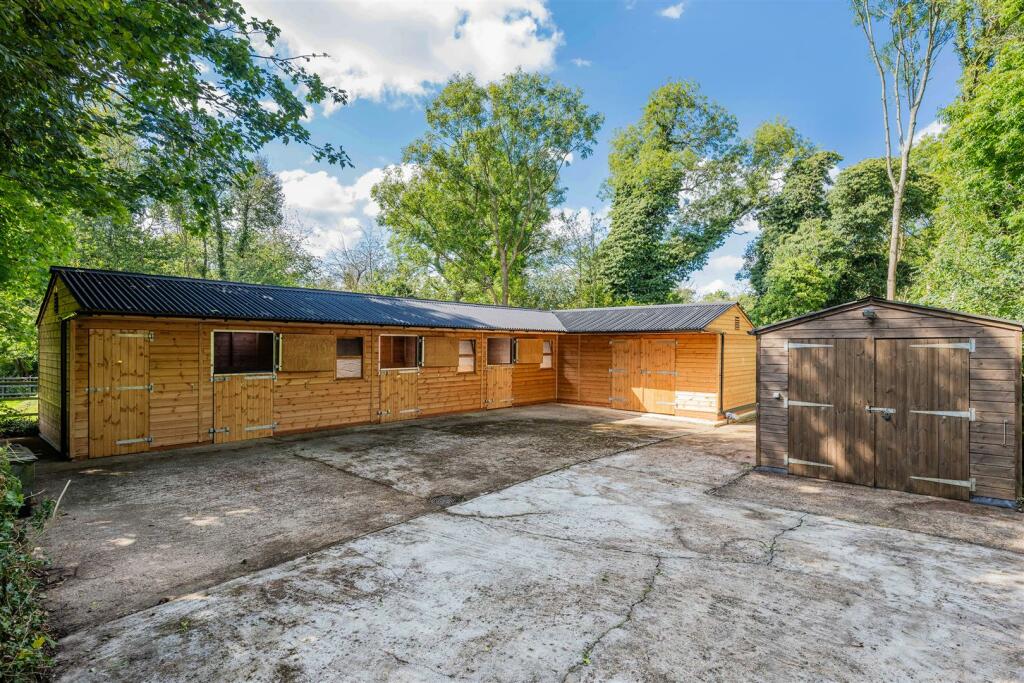 Additional image 3 of High Road, Chipstead, Coulsdon