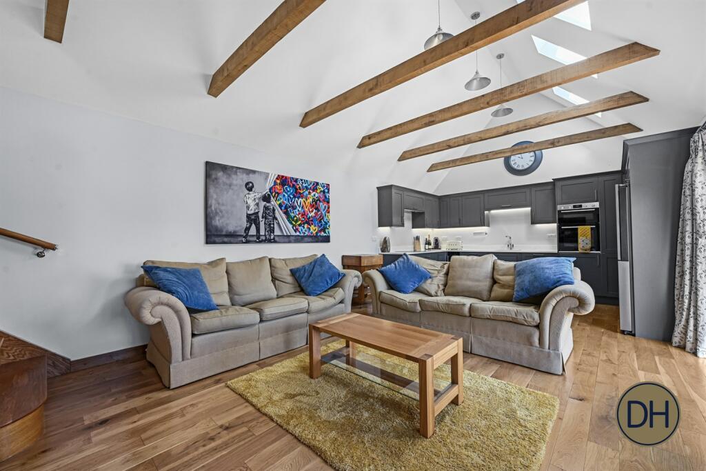 Additional image 8 of Primrose Cottage, Threshers Bush, Essex CM17