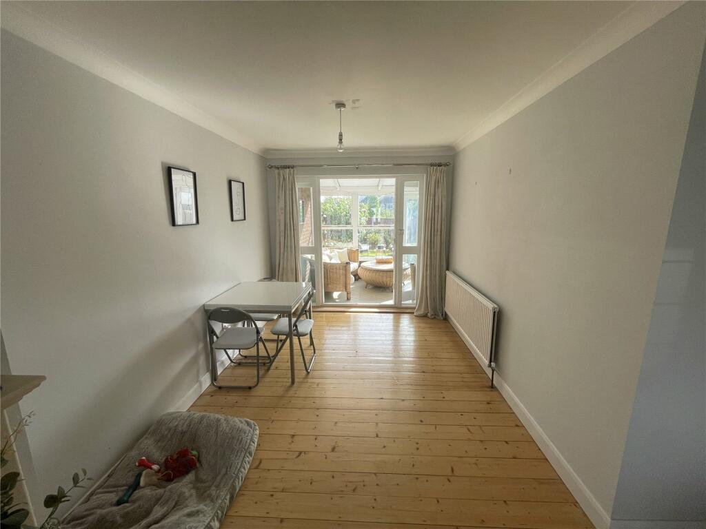 Additional image 4 of Passingham Avenue, Billericay, Essex, CM11