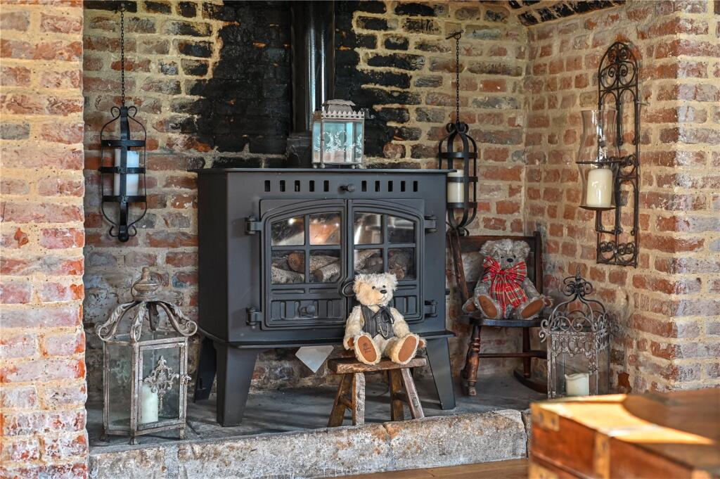 Additional image 33 of Bicknacre Road, East Hanningfield, Chelmsford, Essex, CM3