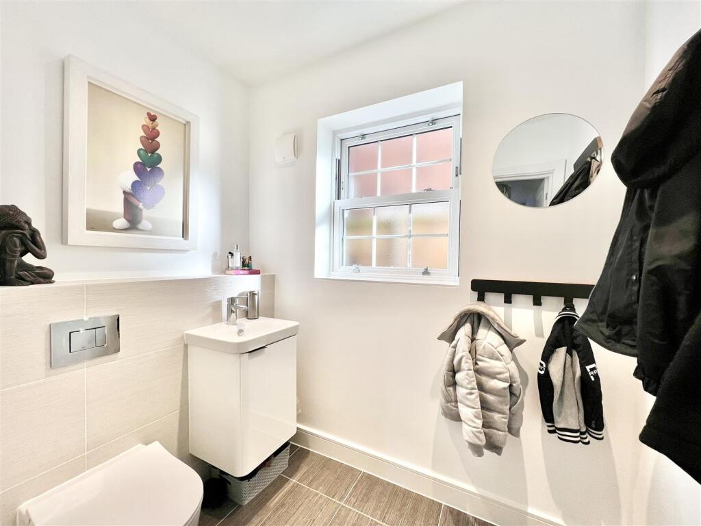 Additional image 14 of Maple Close, Writtle, Chelmsford