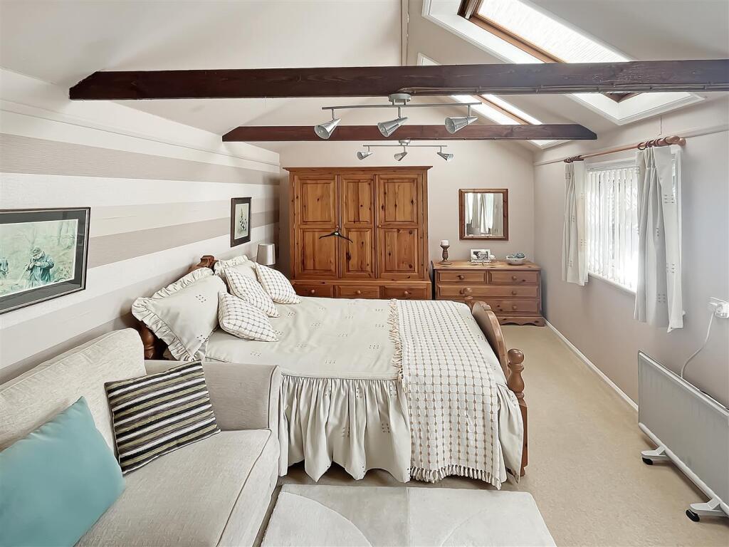 Additional image 9 of Fairhaven Avenue, West Mersea,