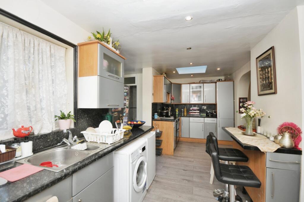 Additional image 7 of Heathview Road, THORNTON HEATH, Surrey, CR7