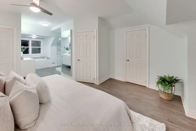 Additional image 32 of 63 Alberta Ave