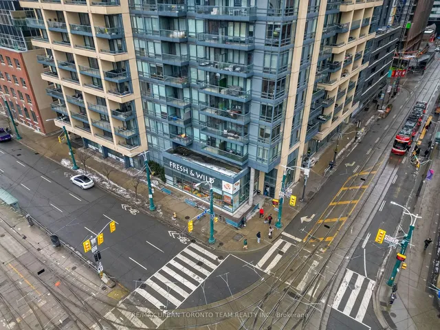 Additional image 39 of 438 King St Unit Ph03