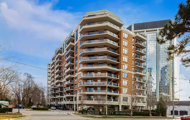 2 Aberfoyle Cres Unit 411