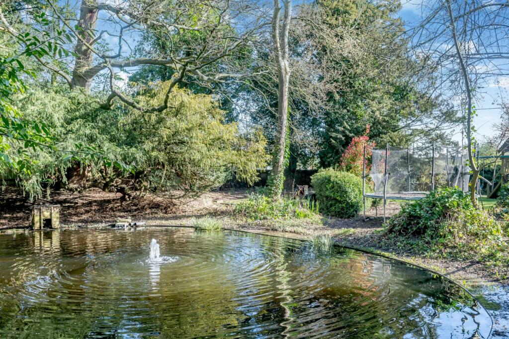 Additional image 20 of The Causeway, Dunmow, Essex