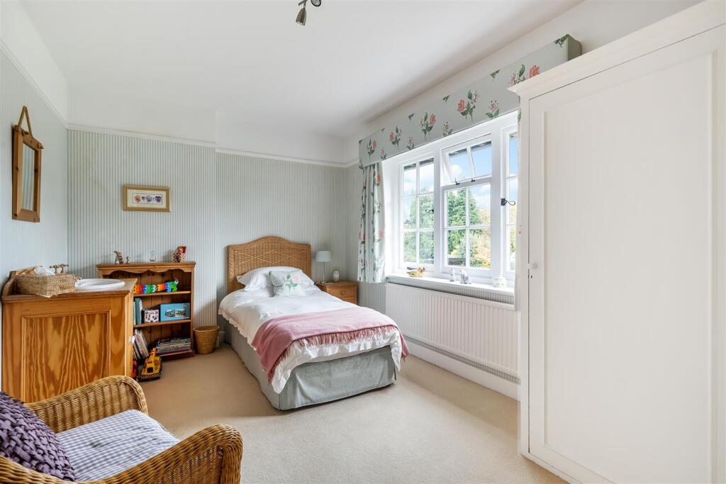 Additional image 24 of How Lane, Chipstead