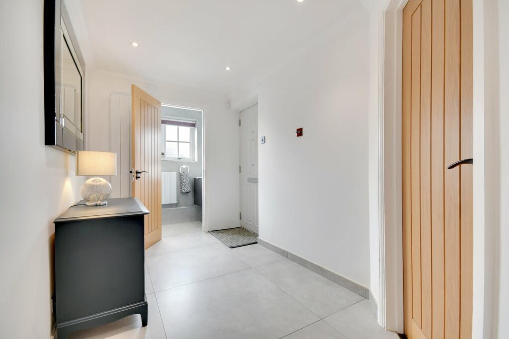 Additional image 13 of The Vale, Stock, CM4