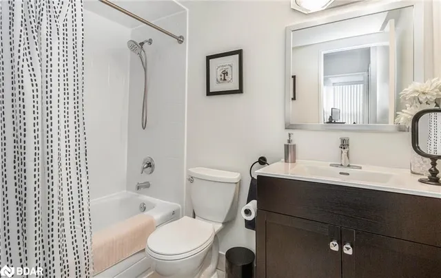 Additional image 18 of 551 The West Mall Unit 709