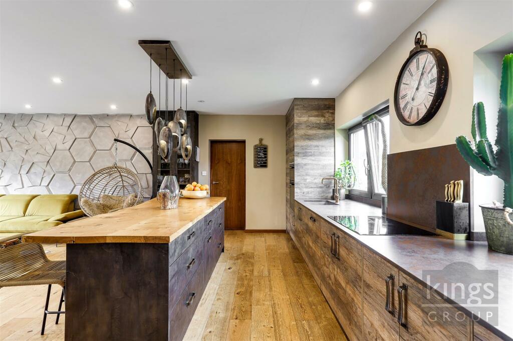 Additional image 6 of Hawkenbury, Harlow