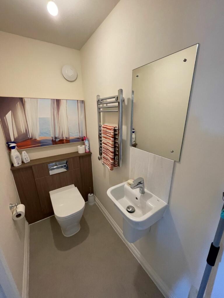 Additional image 7 of POLE BARN LANE, FRINTON-ON-SEA