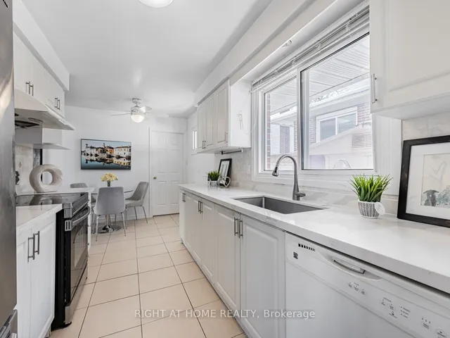 Additional image 11 of 9 Chaldean St