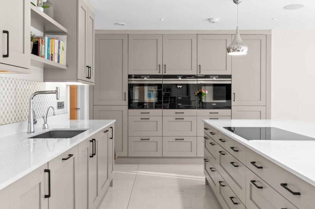 Additional image 4 of The Pastures, Bishop's Stortford, Hertfordshire, CM23