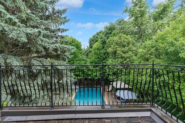 Additional image 23 of 135 Buckingham Ave