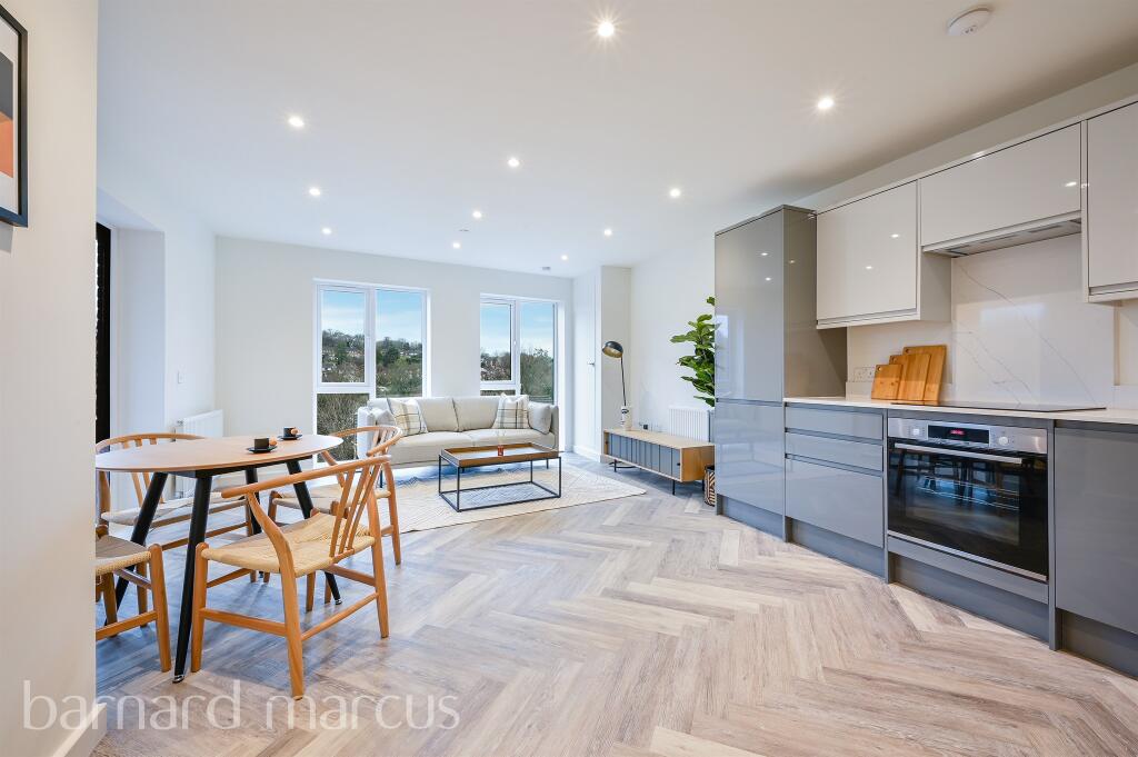 Additional image 3 of Hyde Road, South Croydon