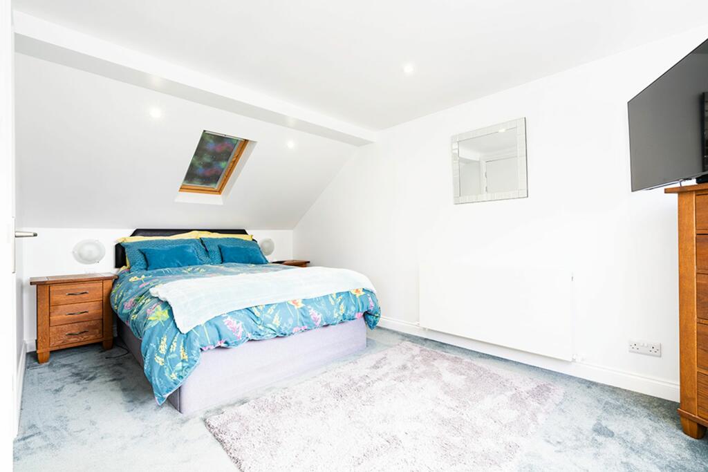 Additional image 15 of Peter Street, Stock, CM4