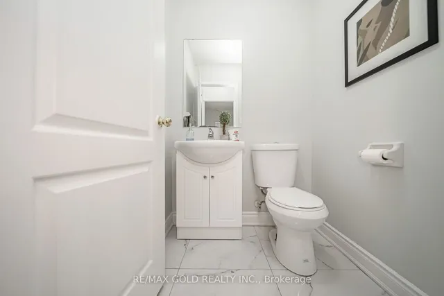 Additional image 36 of 76 Larkspur Rd