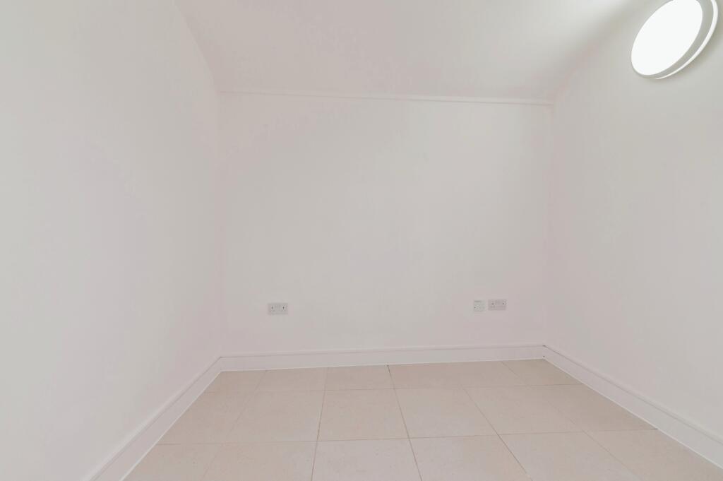 Additional image 13 of The Galleries, Warley, Brentwood, Essex, CM14