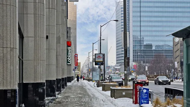 Additional image 38 of 5168 Yonge St Unit 711