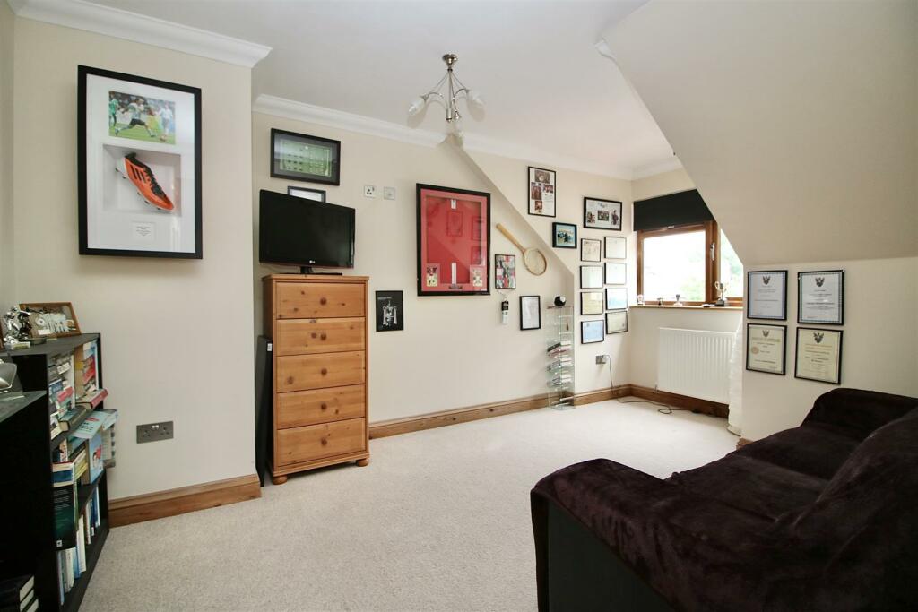 Additional image 7 of West Park Avenue, Billericay