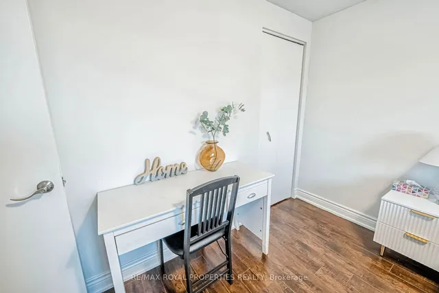 Additional image 22 of 58 Crittenden Sq