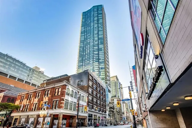 Additional image 19 of 197 Yonge St Unit 1514