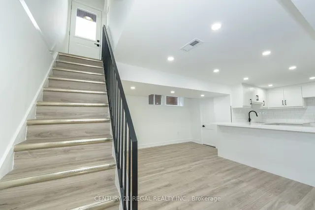 Additional image 23 of 65 Mooregate Ave