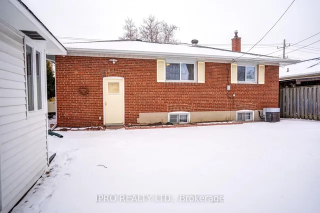 Additional image 39 of 3263 Lawrence Ave