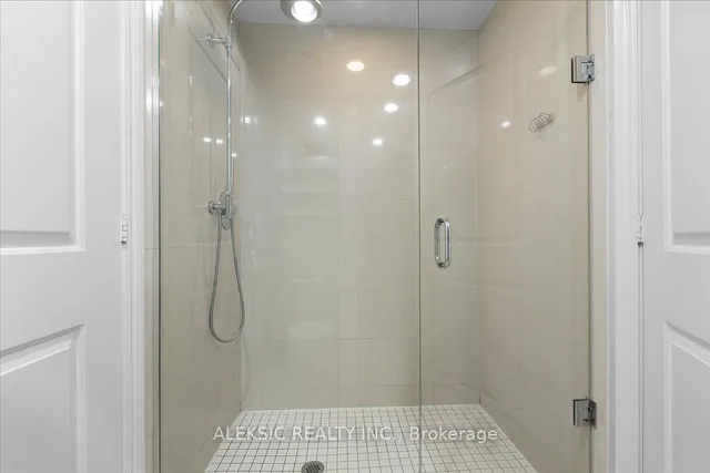 Additional image 13 of 80 Marine Parade Dr Unit 235