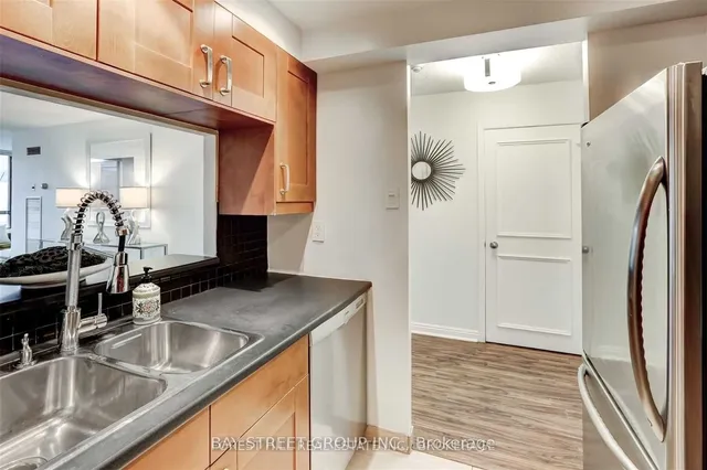 Additional image 9 of 117 Gerrard St Unit 209