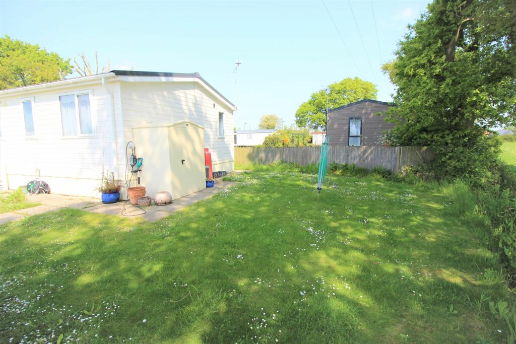 Additional image 13 of Firs Caravan Park, London Road, Little Clacton